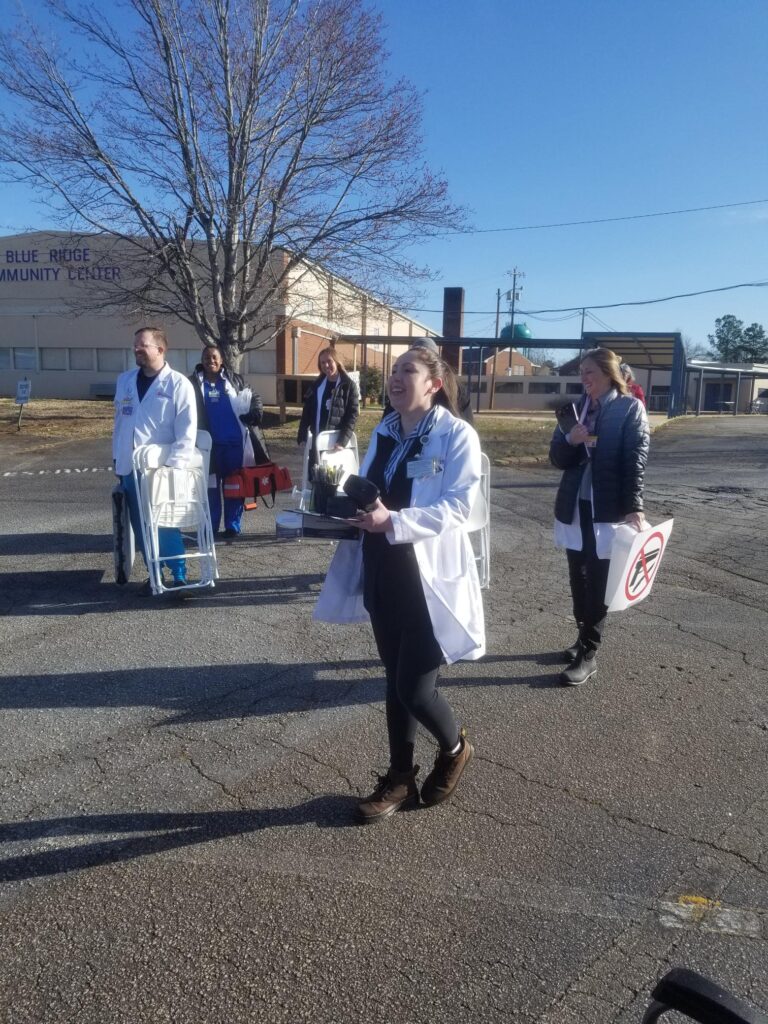 walking to street site